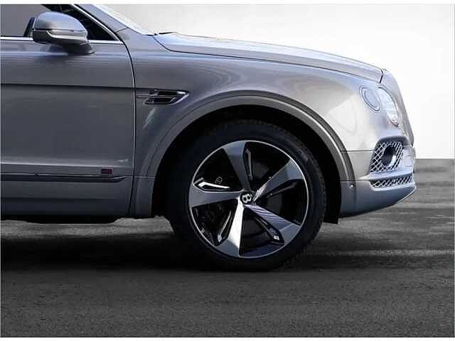 5:Bentley Bentayga First Edition W12, SUV, Extreme Silver, Bentley Düsseldorf