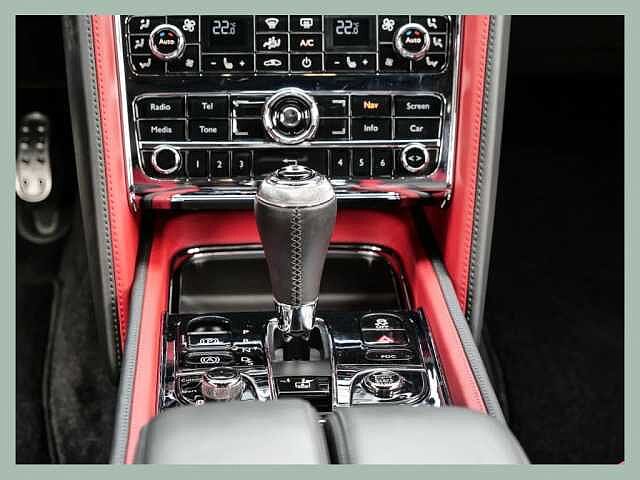 19:Bentley Mulsanne Speed V8, Limousine, Beluga, Bentley Düsseldorf