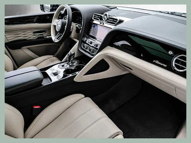 13:Bentley Bentayga Azure V8, SUV, Onyx, Bentley Düsseldorf