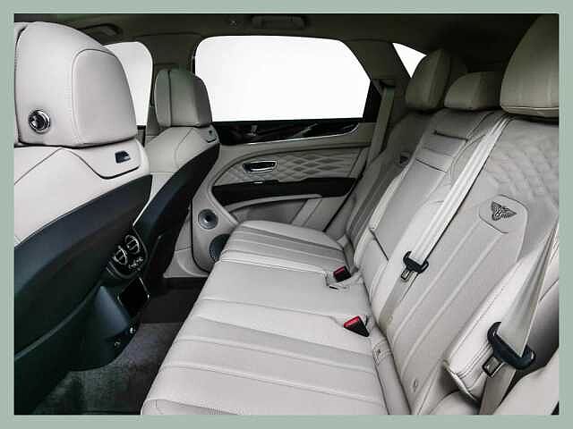 15:Bentley Bentayga Azure V8, SUV, Onyx, Bentley Düsseldorf