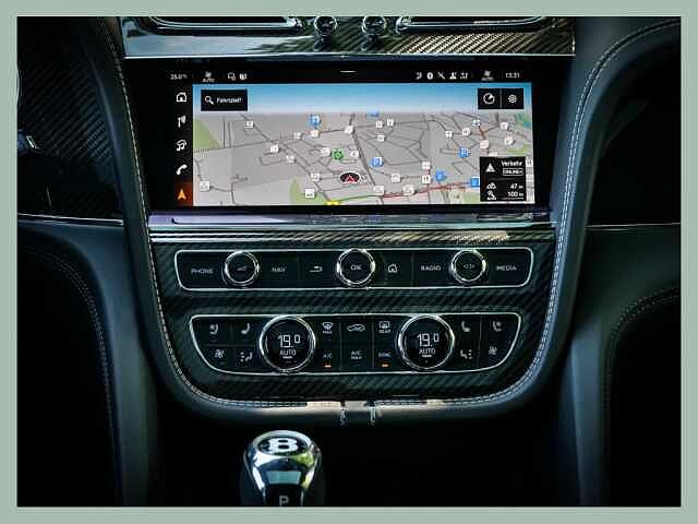 18:Bentley Bentayga S V8, SUV, Opalite, Bentley Düsseldorf